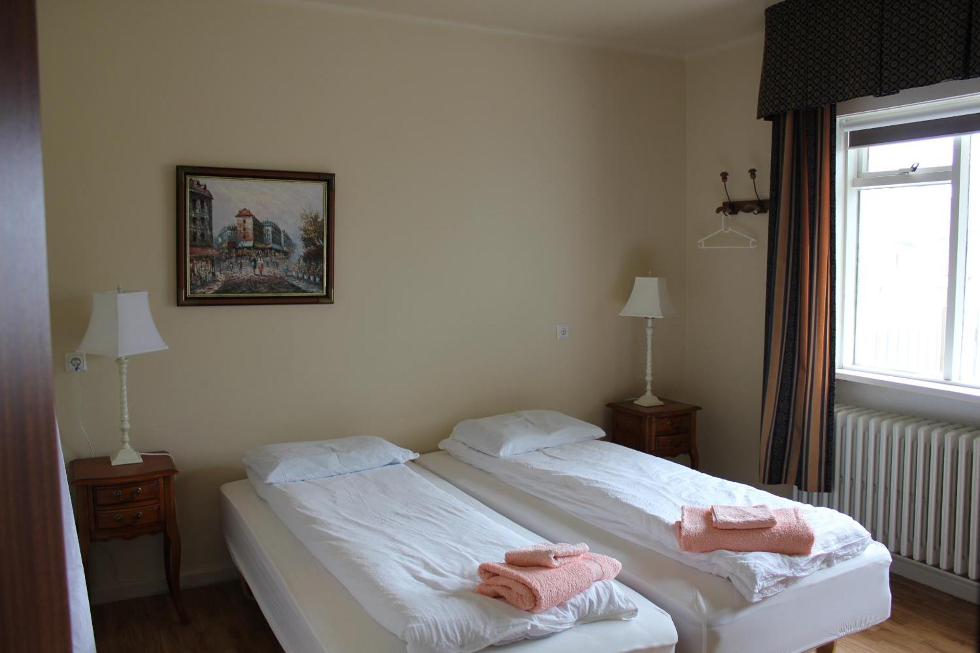 The Guesthouse By The Fjord Thingeyri Bilik gambar